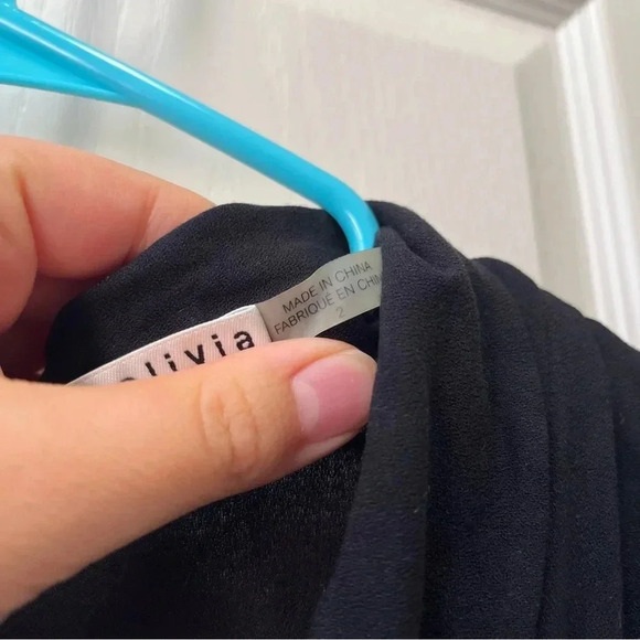 Alice + Olivia Romper Women’s Size 2 Black Zip Up Back V Neck Flowy - Picture 6 of 14